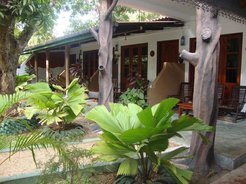 The Nature Park Villa Sigiriya Bagian luar foto