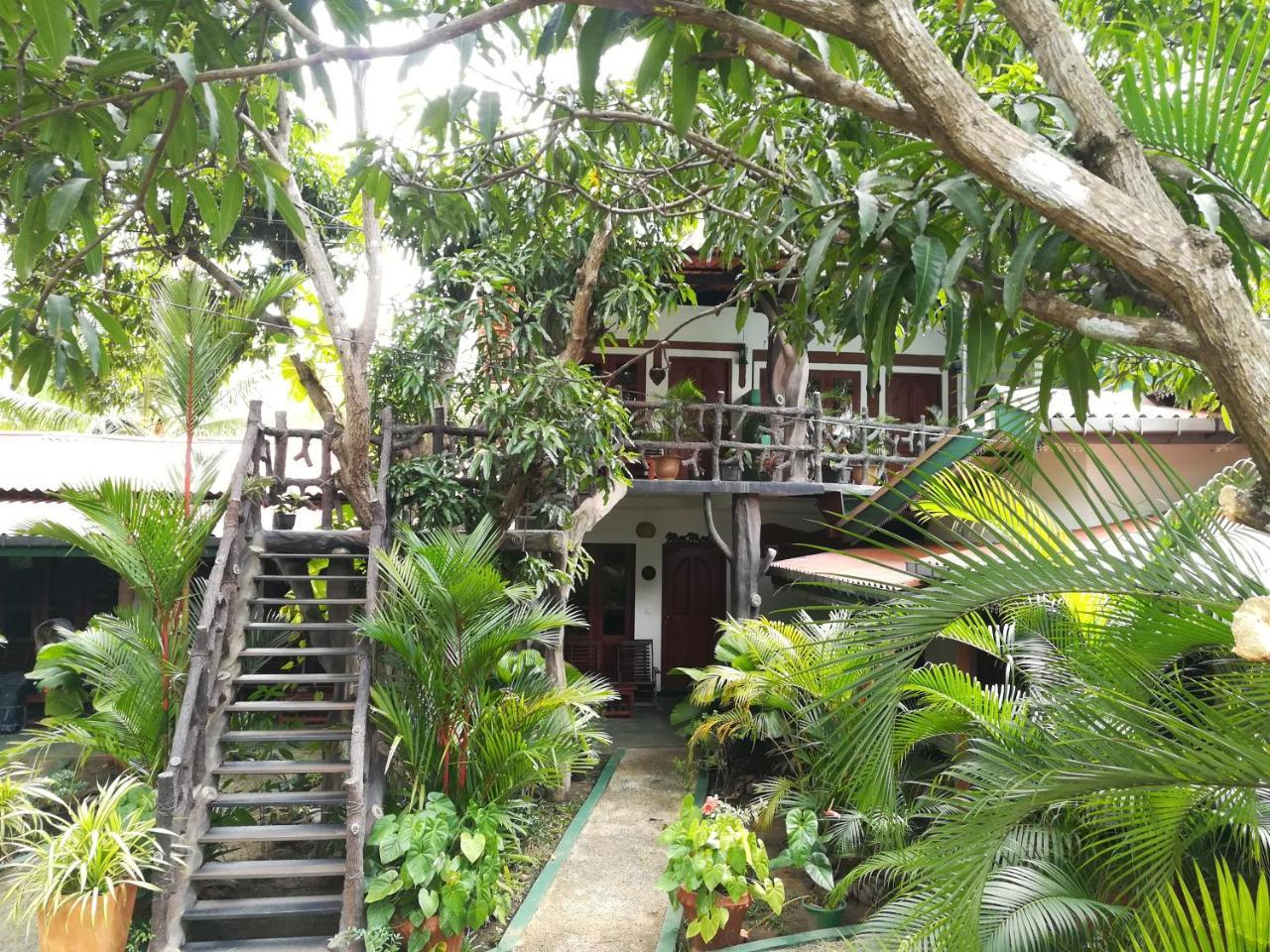 The Nature Park Villa Sigiriya Bagian luar foto